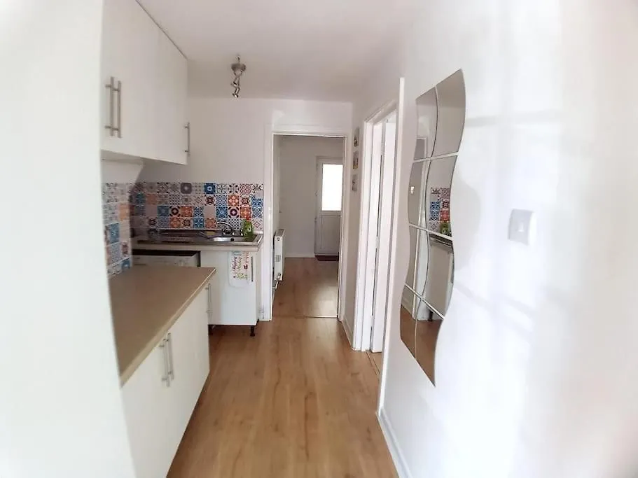 Fox Hill View Apartment Poole